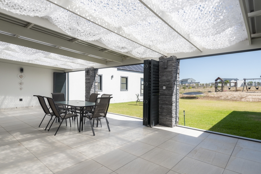4 Bedroom Property for Sale in Long Acres Country Estate Western Cape